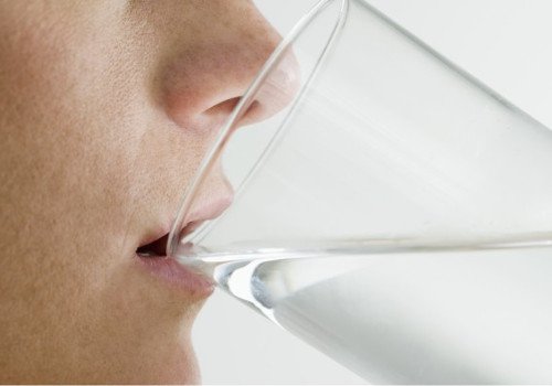 beber agua