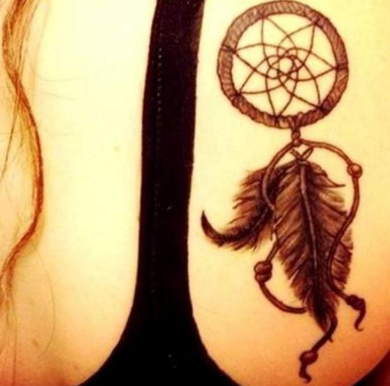 tatuajes mujeres pequeños cazasueños