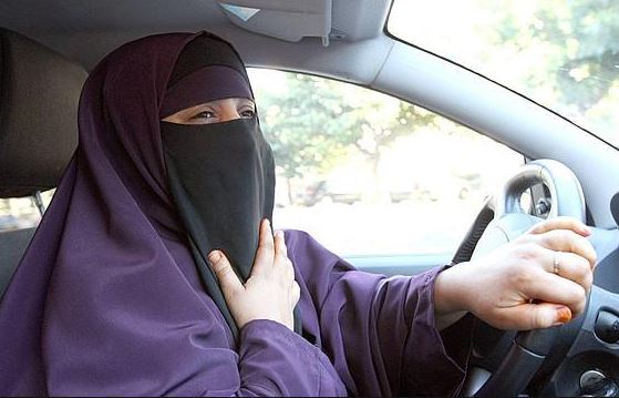 mujeres podran conducir arabia saudi