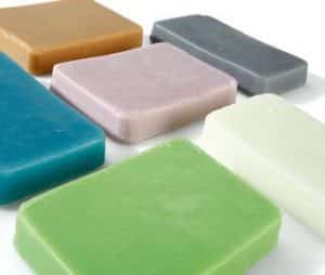 jabón casero de colores